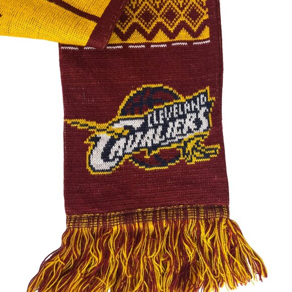 Cleveland Cavaliers NBA Knit Scarf Maroon Gold Winter Fanwear - Picture 2 of 7